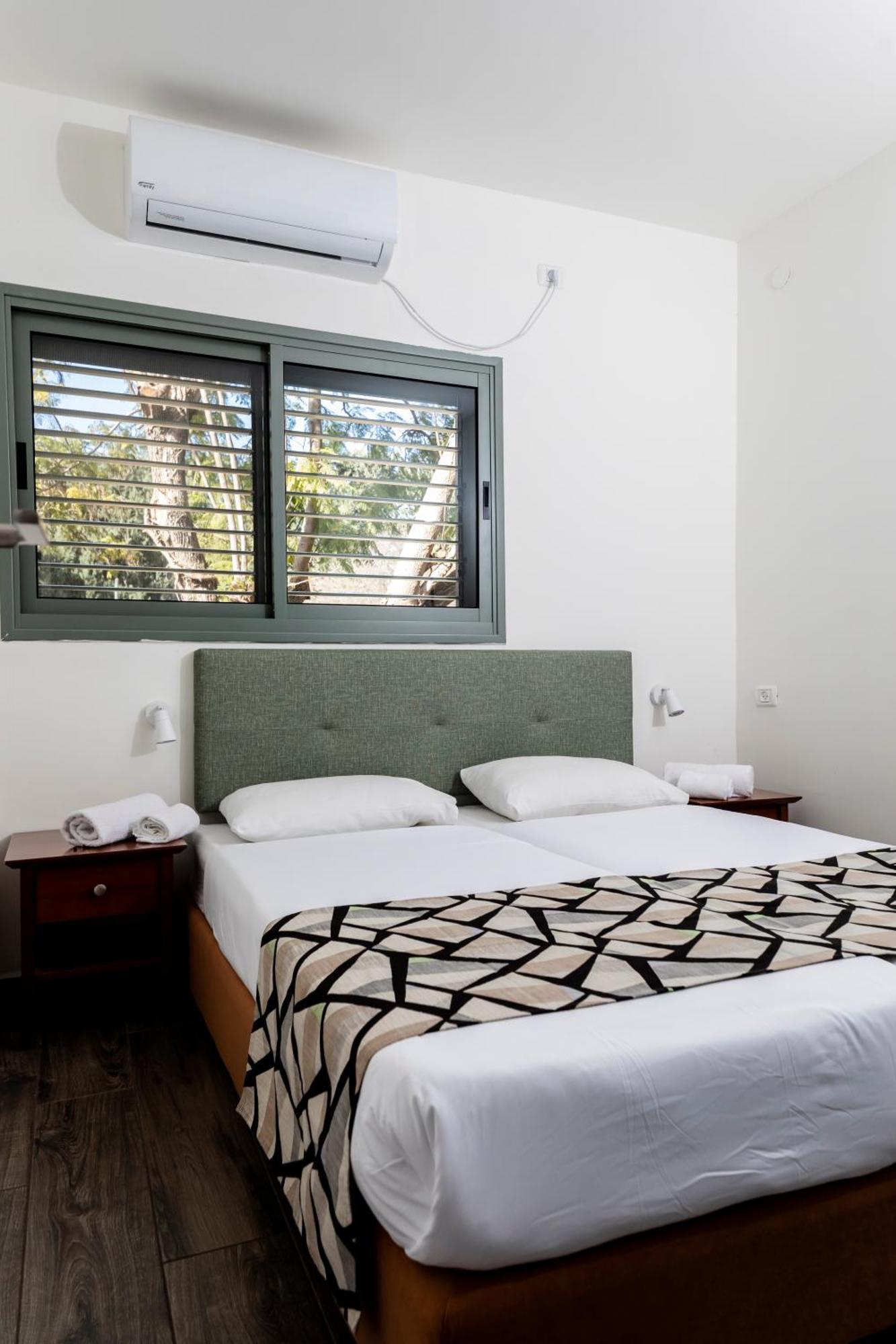Nes Ammim Hotel Bagian luar foto